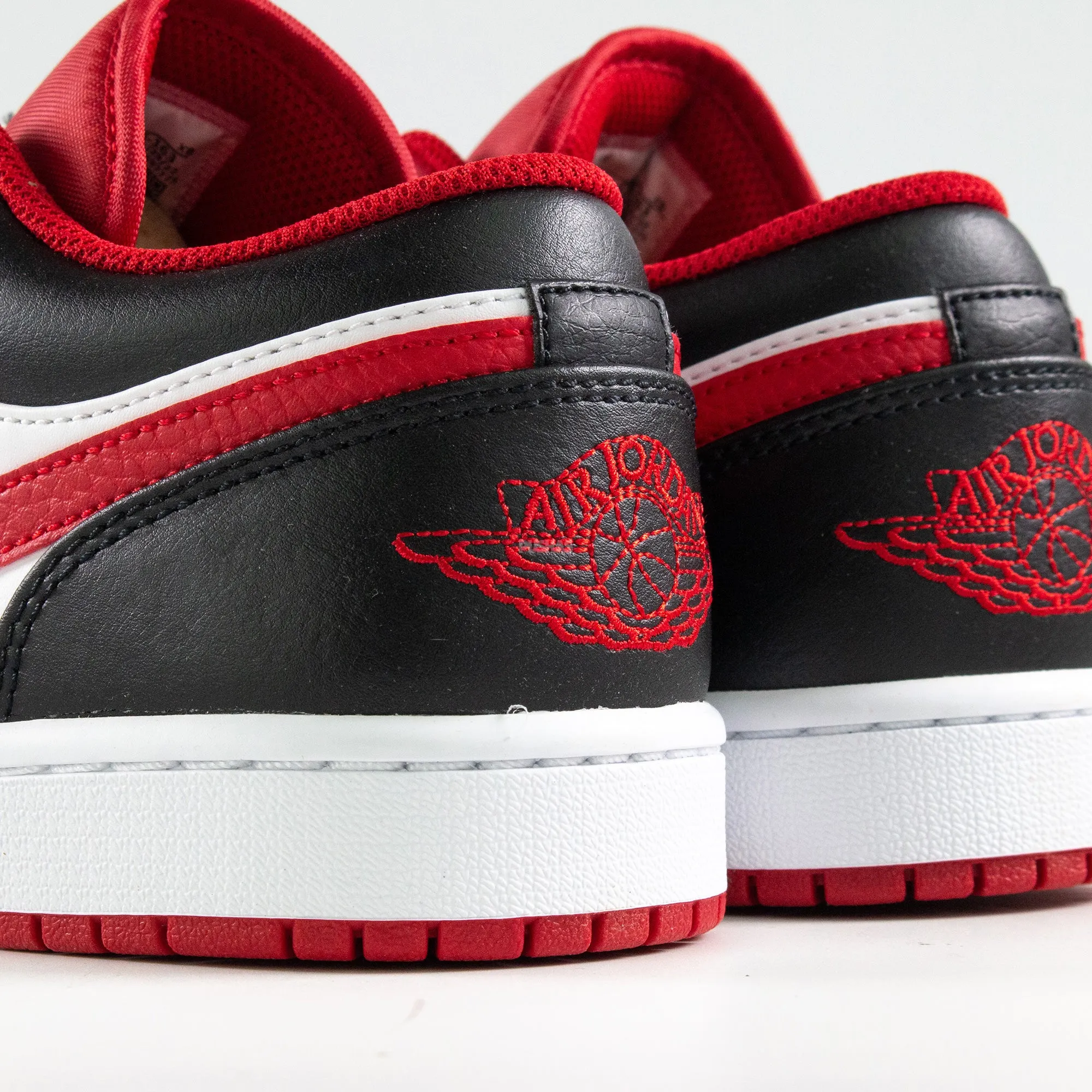 Air Jordan 1 Low 'Bulls' (2022)