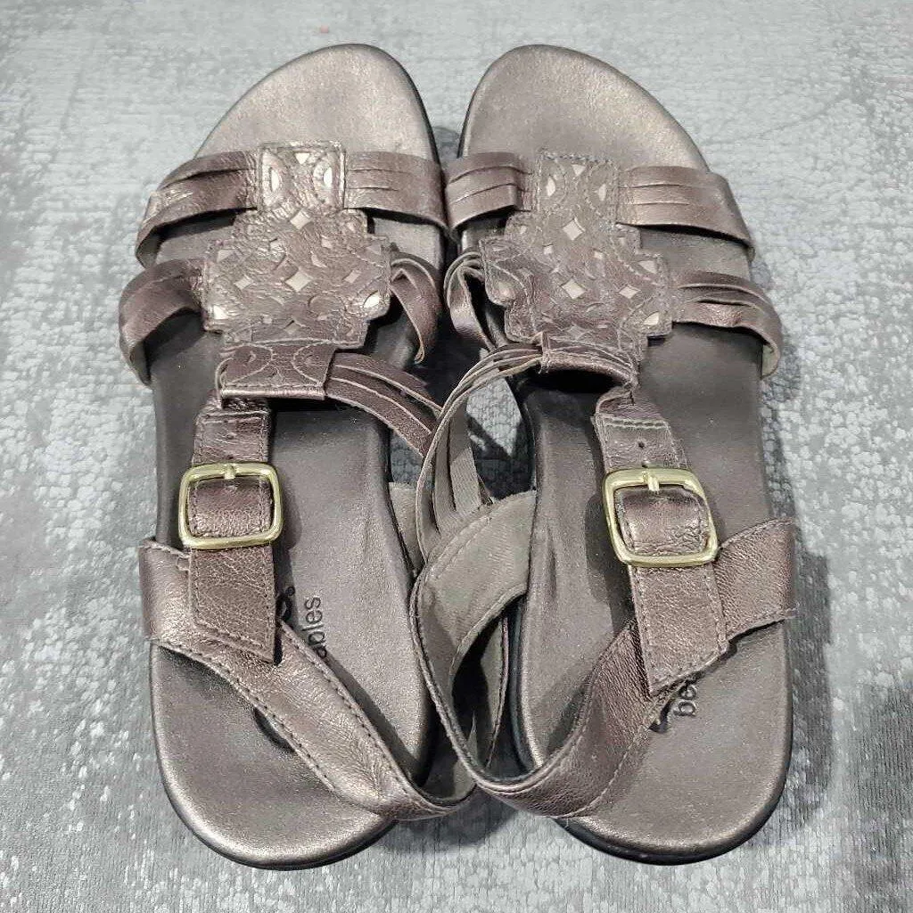 Clarks SANDALS 6.5