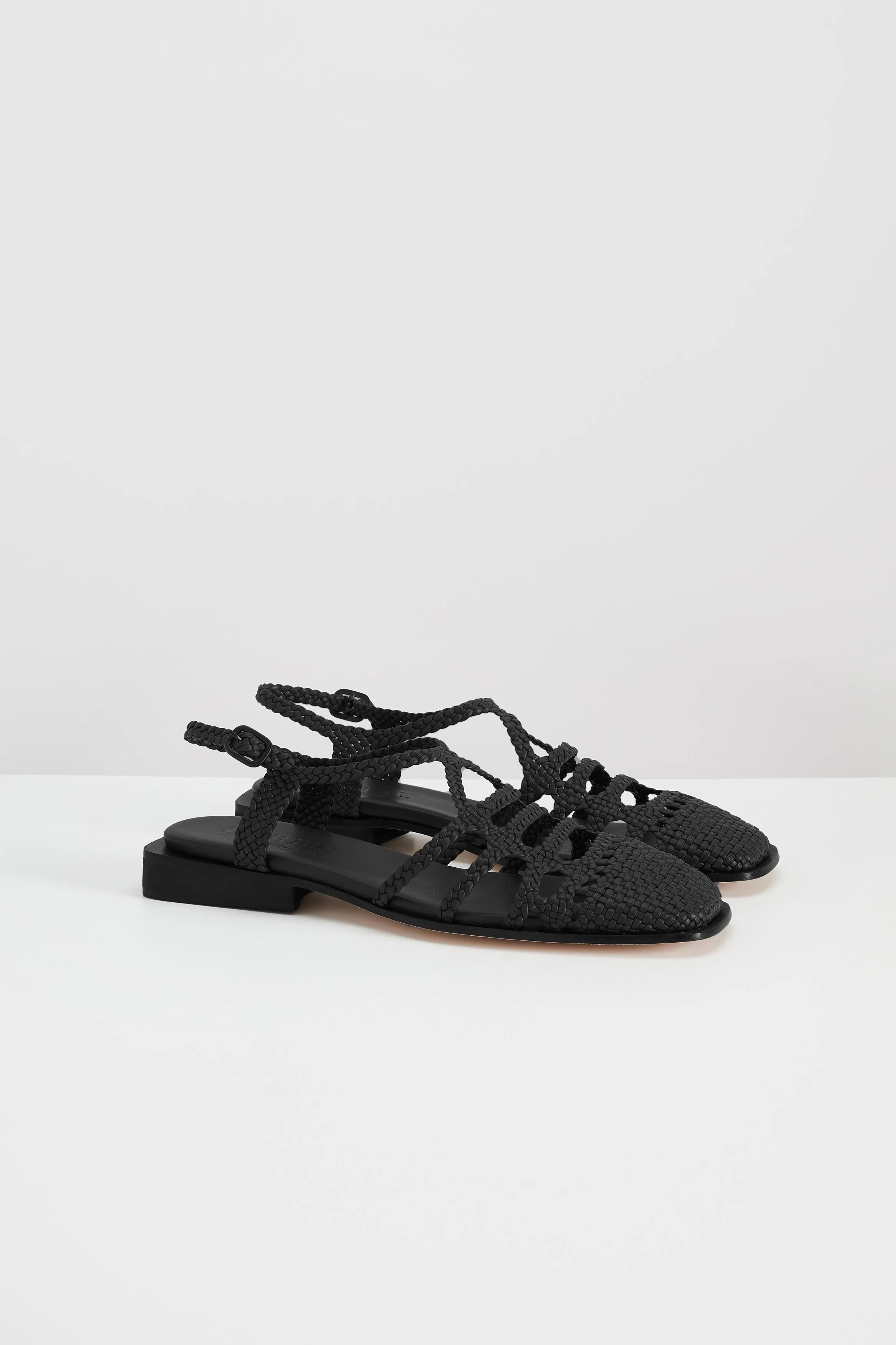 Hereu Barana Sandal