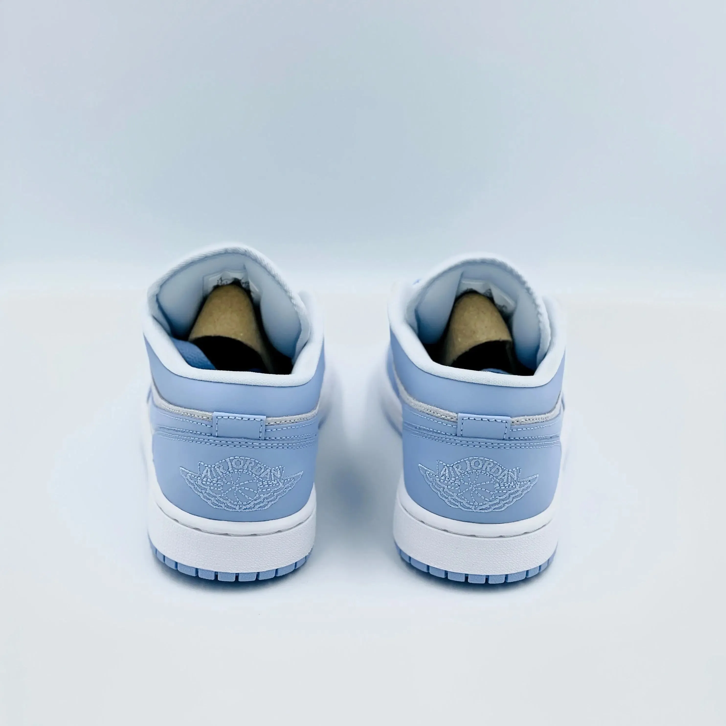 Jordan 1 Low University Blue