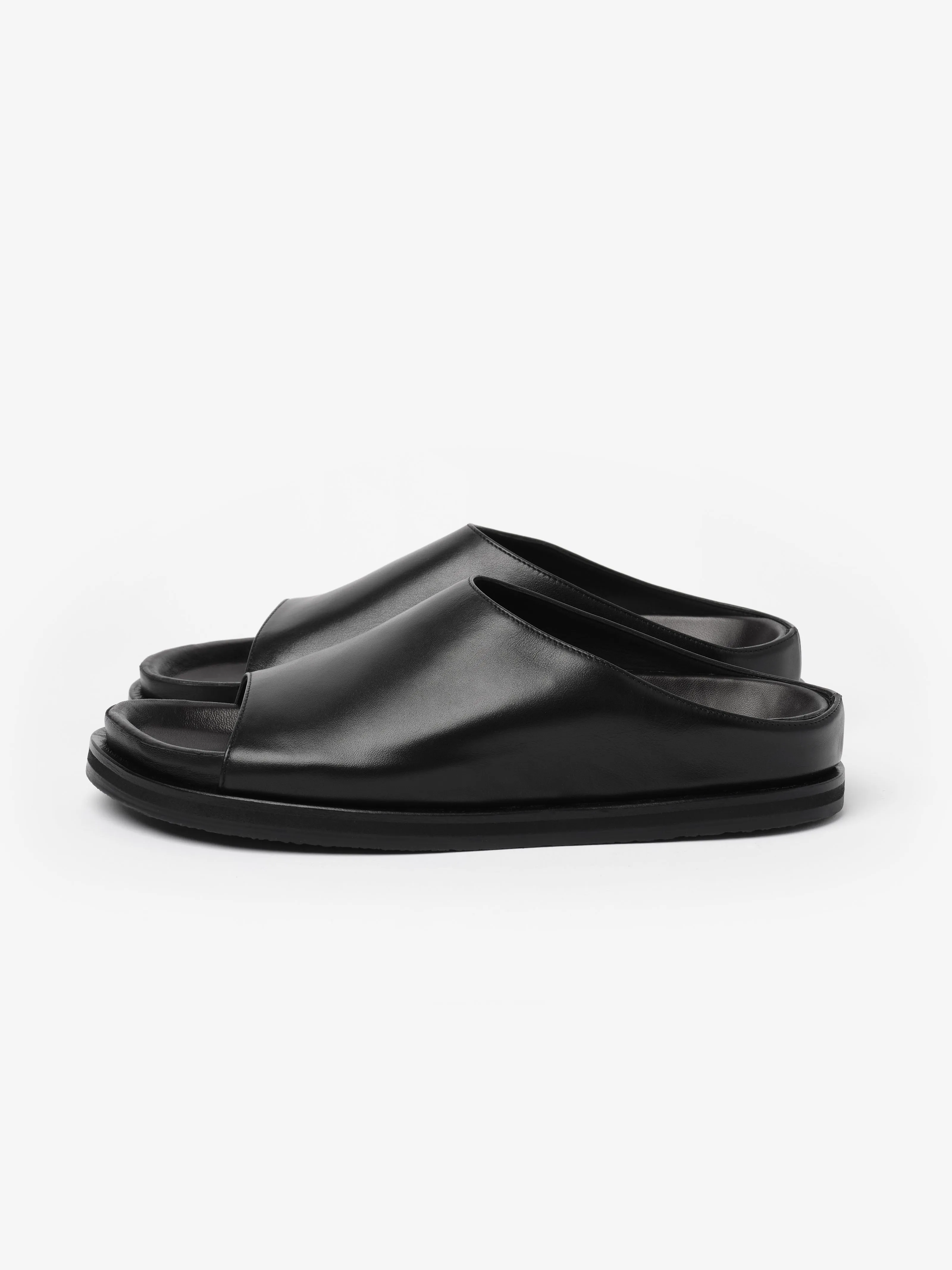 Women's Spring Sandal in Black